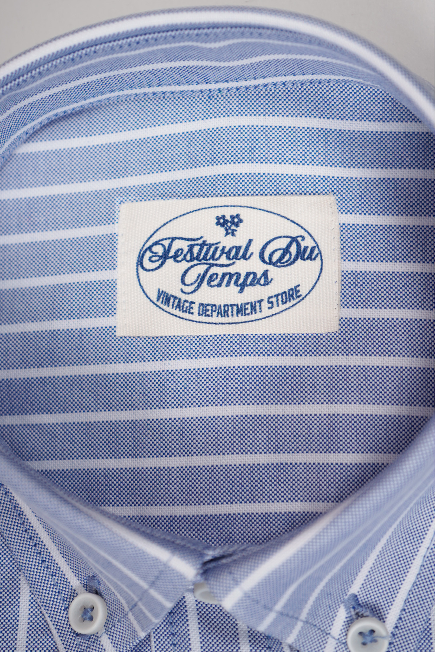 CAMISA CELESTE RAYA ANCHA