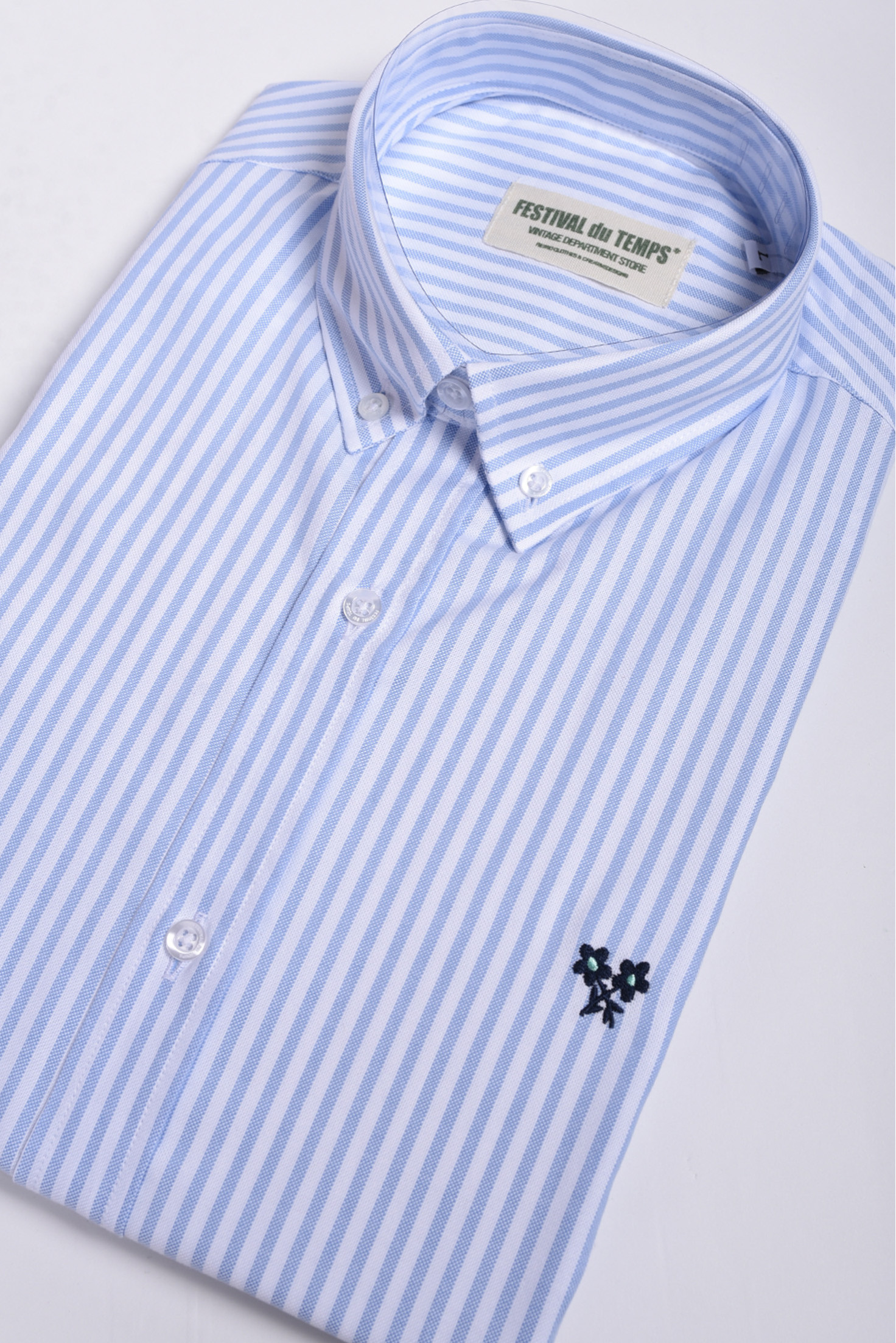 CAMISA RAYA CLÁSICA CELESTE