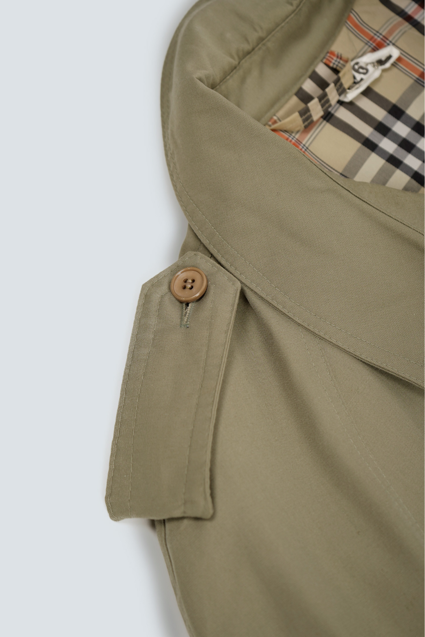 GABARDINA MILITAR L GABARDINA MILITAR L