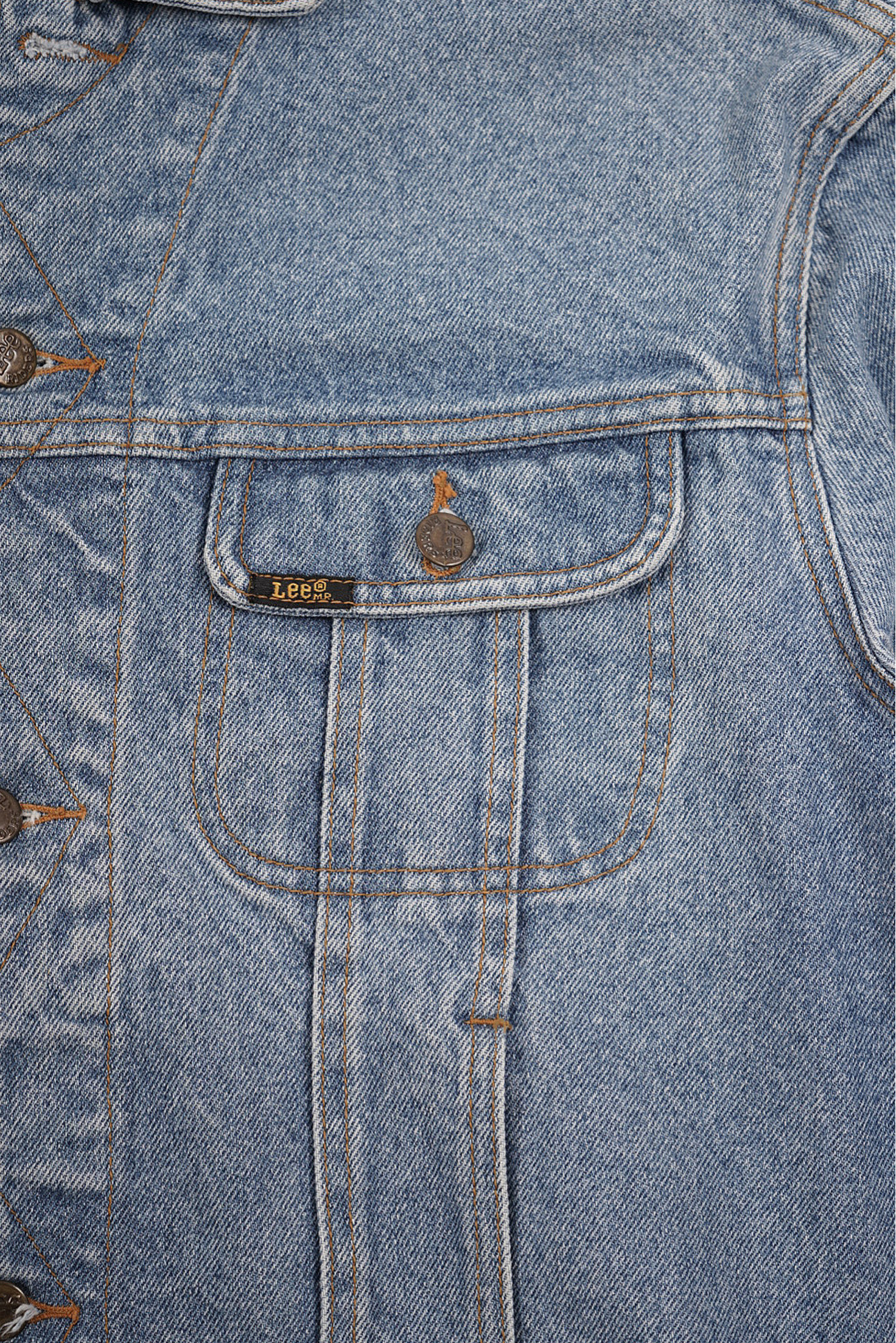 CHAQUETA LEE