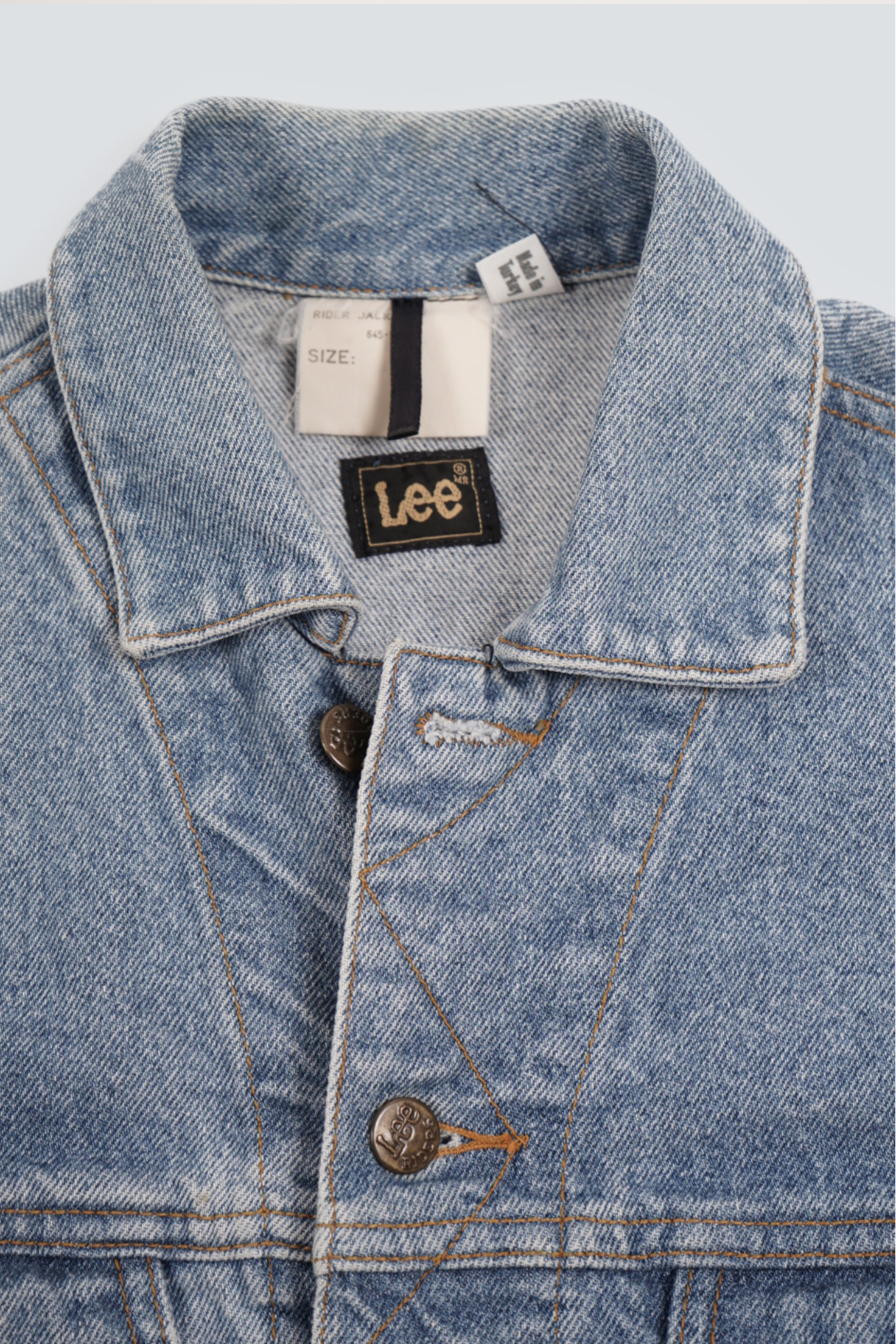 CHAQUETA LEE
