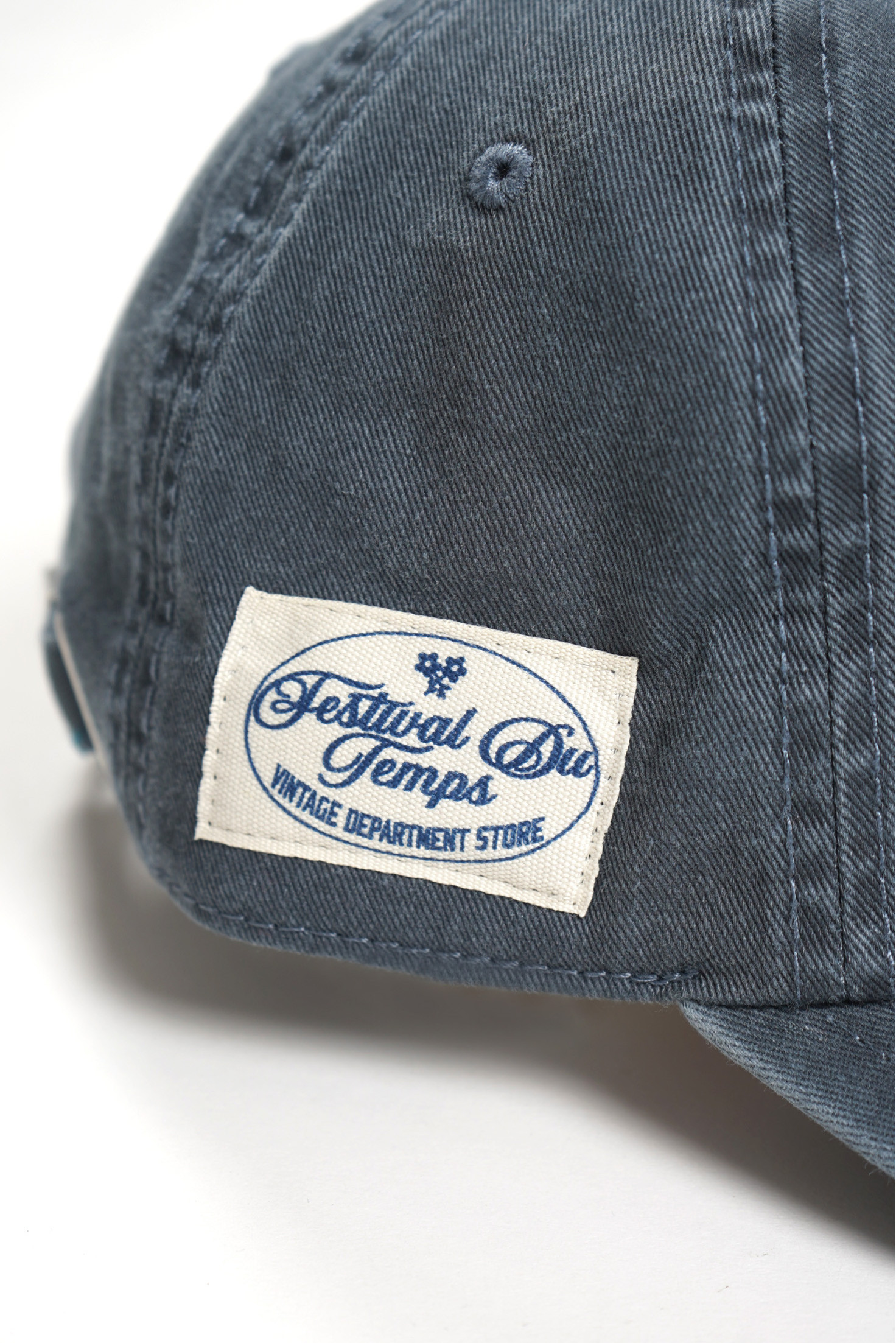 GORRA AZUL DESGASTADA RETRO