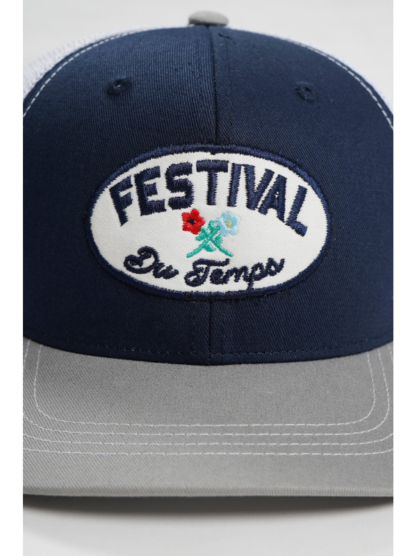 GORRA TRUCKER AZUL PARCHE FESTIVAL RETRO