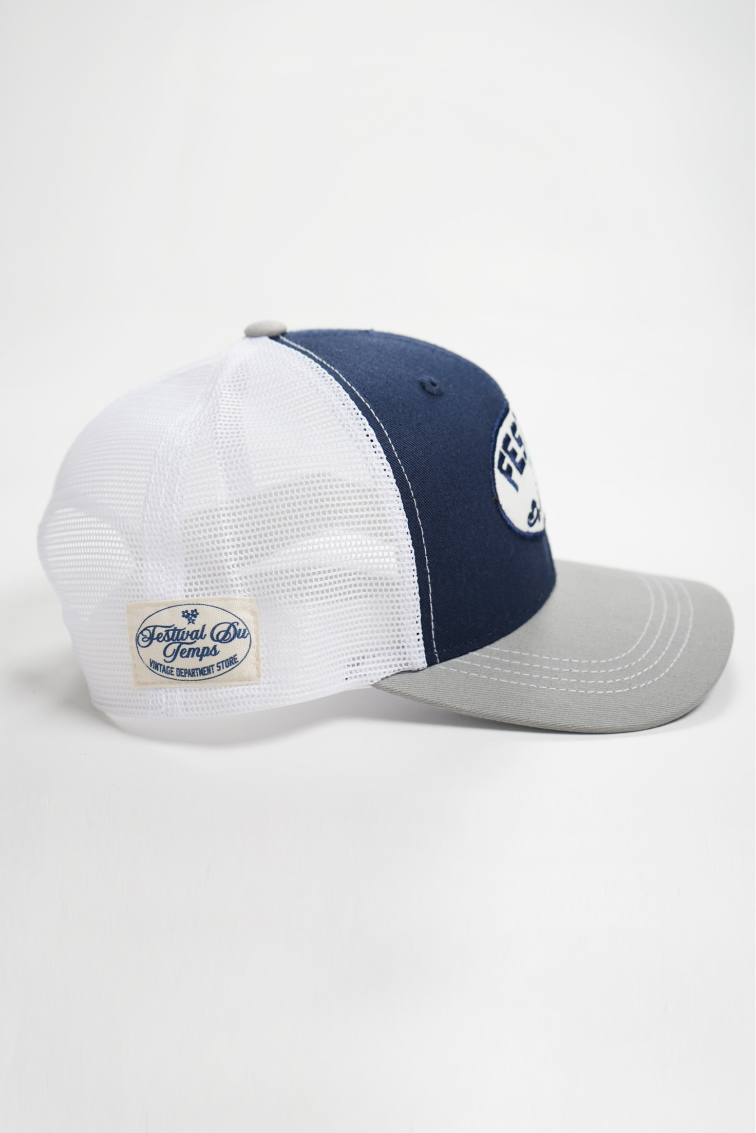 GORRA TRUCKER AZUL PARCHE FESTIVAL RETRO
