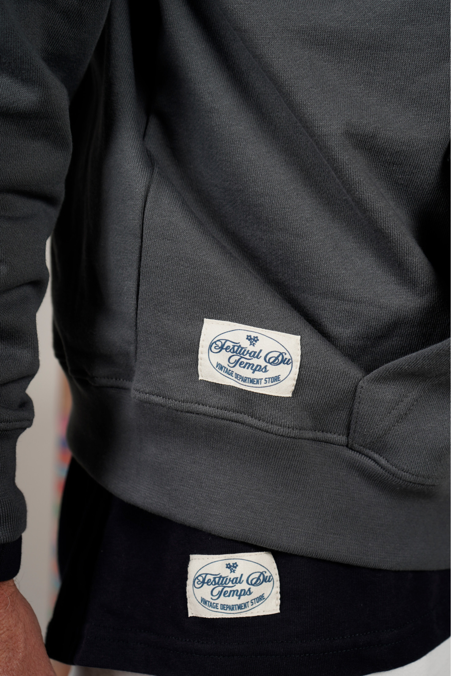 SUDADERA CAPUCHA PARCHE
