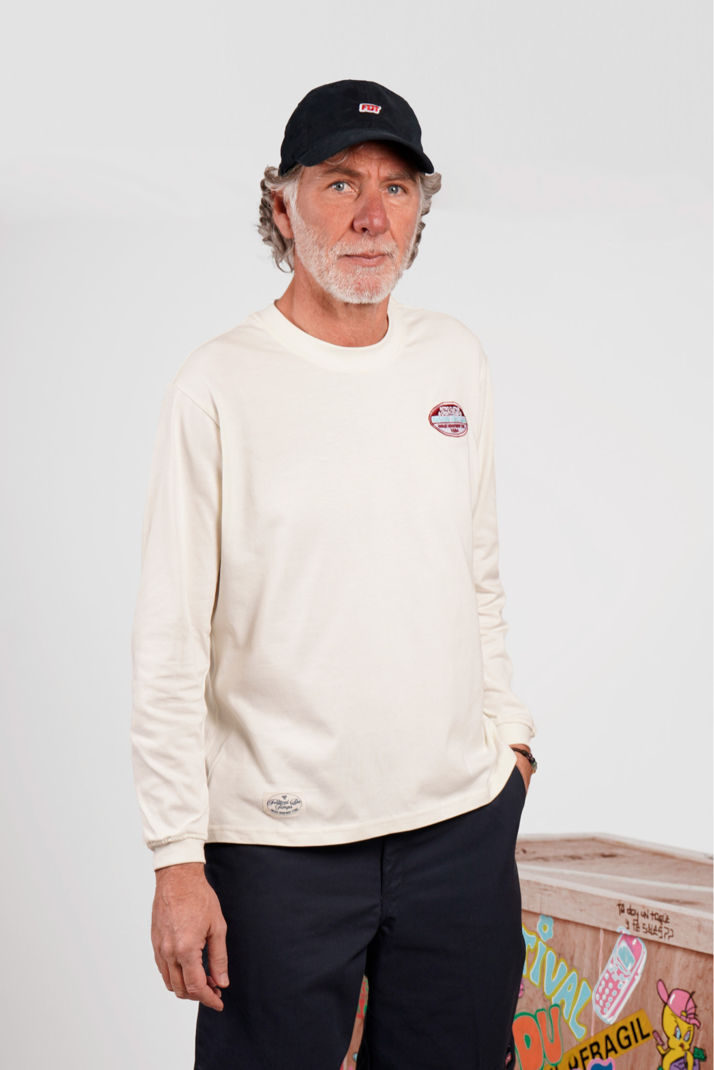 CAMISETA MANGA LARGA PARCHE