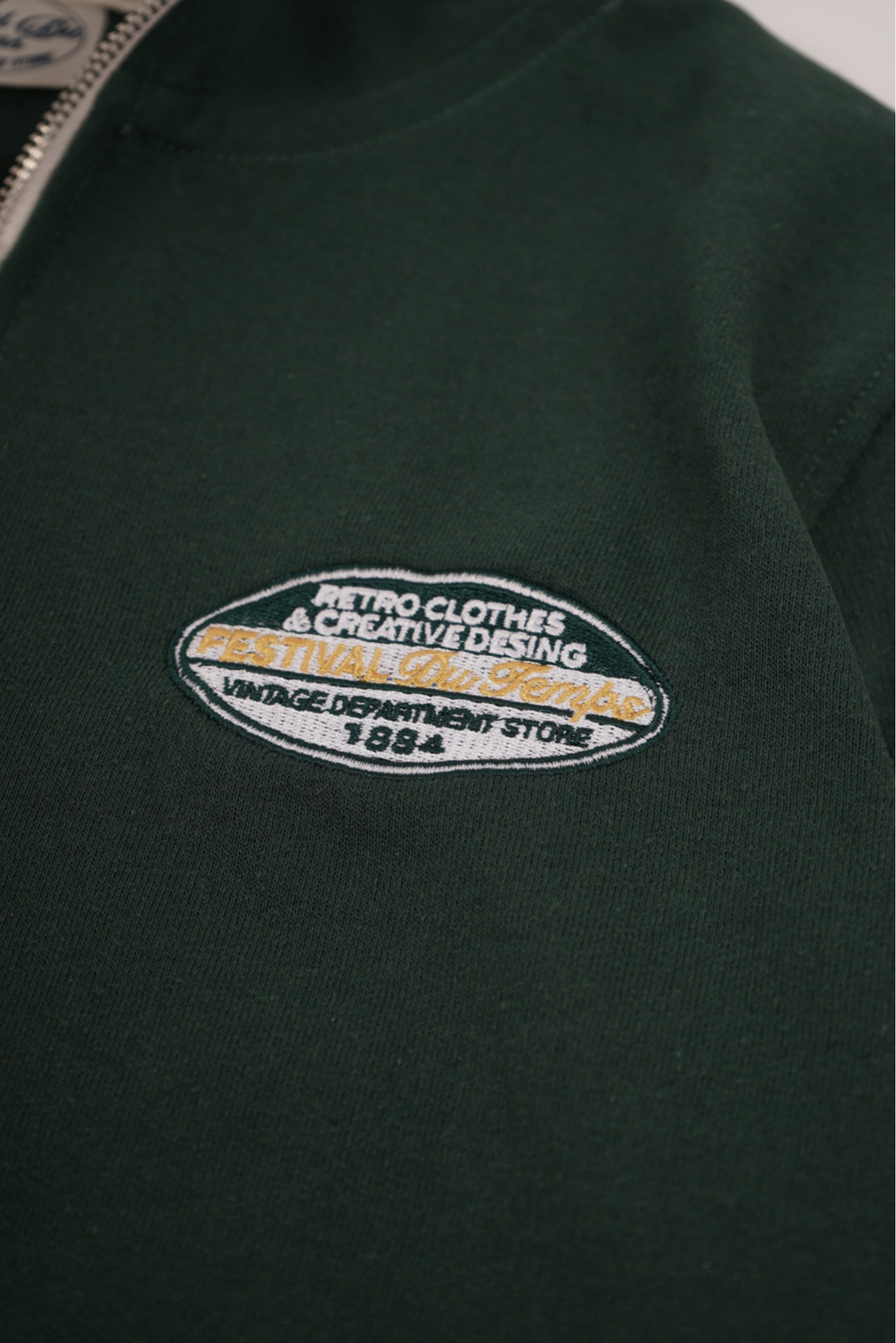 SUDADERA MEDIA CREMALLERA VERDE PARCHE RETRO