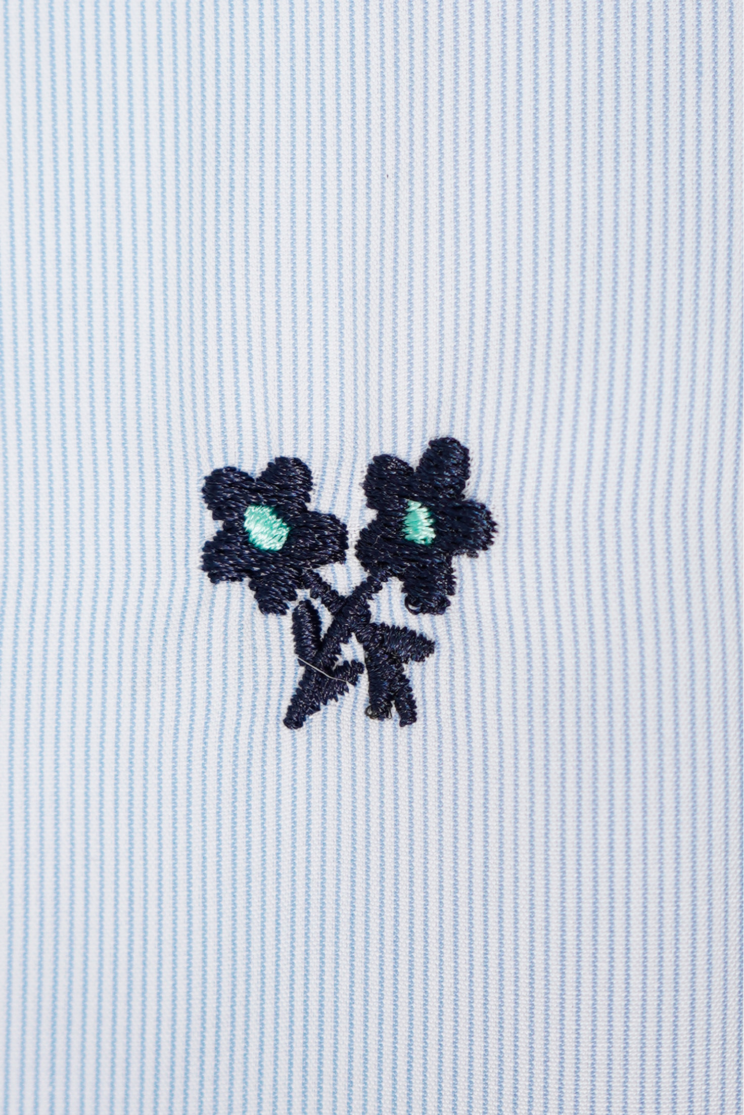 CAMISA MIL RAYAS CUELLO HÍBRIDO